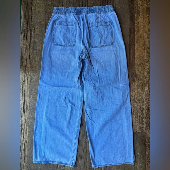 Lands’ End Lightweight Denim High Rise Relaxed Straight Pull On Pocket Jeans - Picture 4 of 10